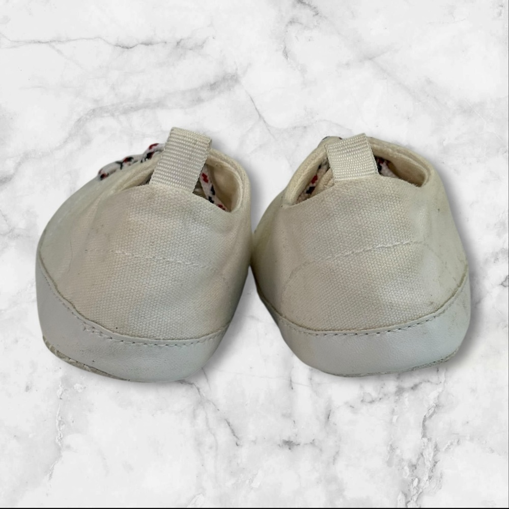 Baby Gap crib shoes size 12-18 months - Picture 3 of 5